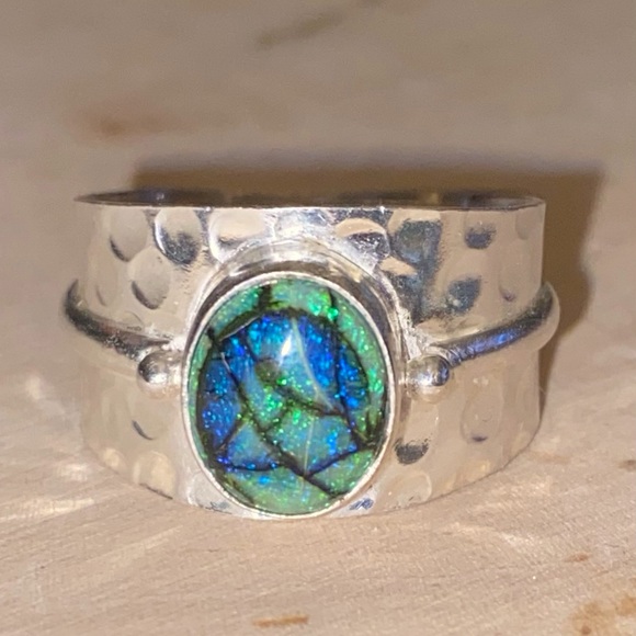 SALE! 925 Sterling Silver Ring with Monarch Opal Gemstone (size 12) - Picture 3 of 8